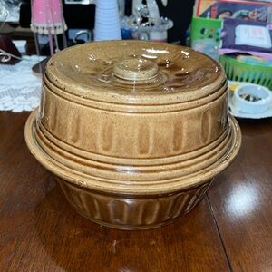 VTG Brown Glazed Stoneware Casserole Dish / Bean Pot Pottery McCoy Style Dutch